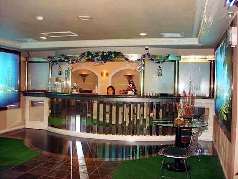 Non Lai Inn Kaohsiung Extérieur photo